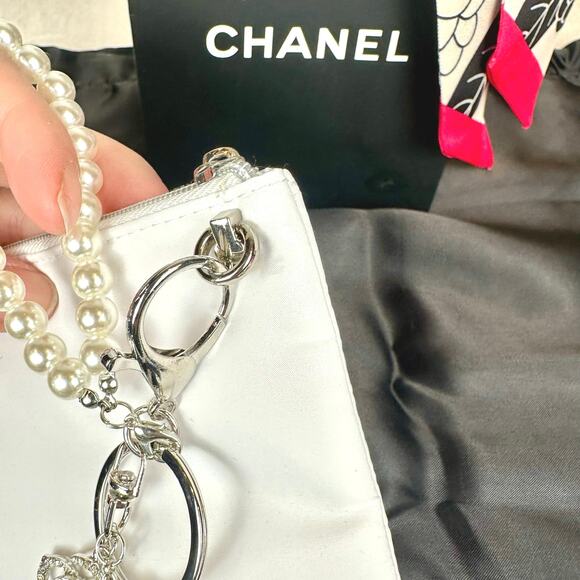 CHANEL beauty line coin pouch (#5 parfum) card holder keychain NEW! GIFT! - Picture 6 of 12